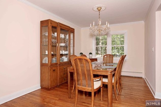 150 Knickerbocker Ave, Hillsdale NJ  07642-1856 exterior