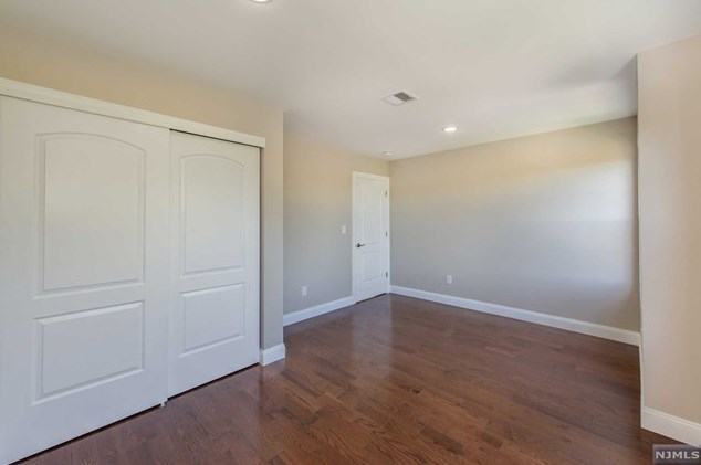 74 Avenue F, Lodi NJ  07644-1912 exterior