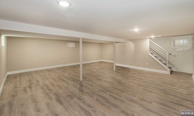 74 Avenue F, Lodi NJ  07644-1912 exterior