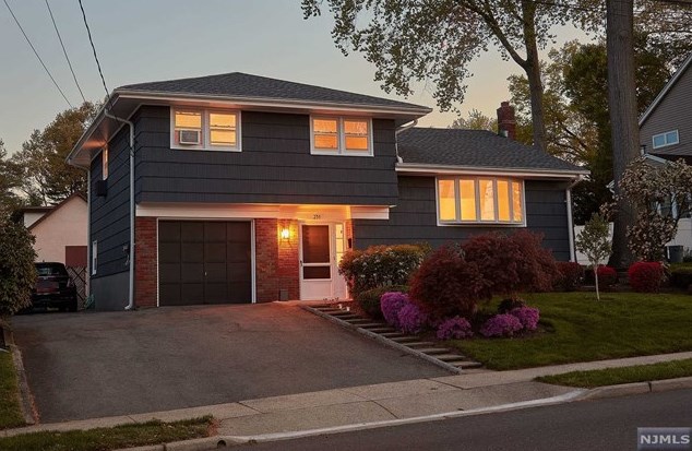 231 Lincoln Blvd, Emerson, NJ 07630