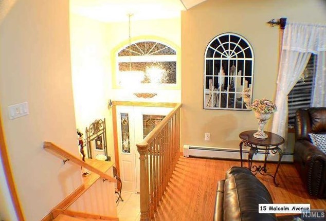 15 Malcolm Ave, Outwater, NJ 07026