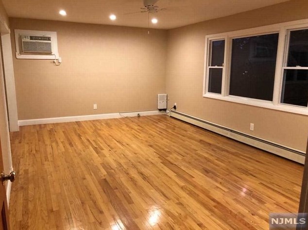 17 Montross Ave, Rutherford, NJ 07070