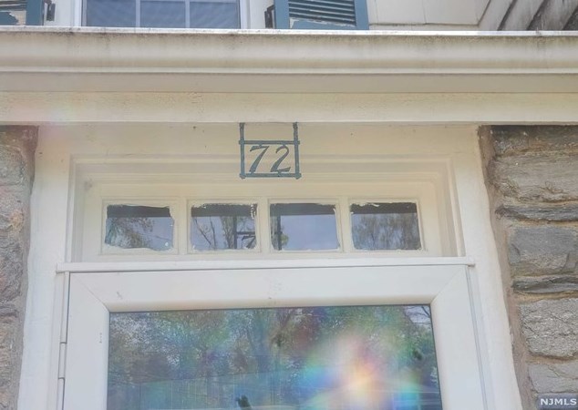 72 Winding Way, Town Center, NJ 07052