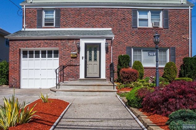 302-304 Highland Ave, Newark, NJ 07104