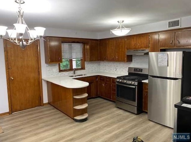 333 6th St, Saddle Brook NJ  07663-6305 exterior
