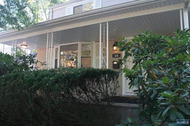 68 South St, Cresskill, NJ 07626