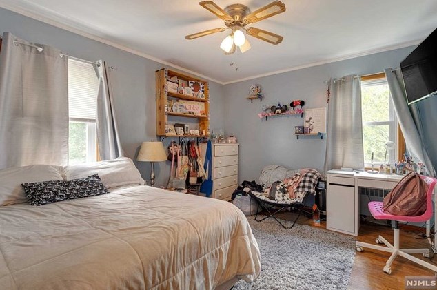 351 Passaic Ave, Rutherford NJ  07070-1827 exterior