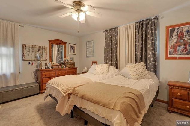 351 Passaic Ave, Rutherford NJ  07070-1827 exterior