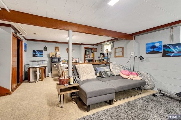 351 Passaic Ave, Rutherford NJ  07070-1827 exterior