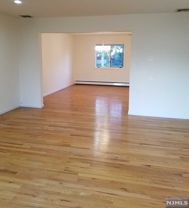 125 E Central Blvd #1st Fl, Palisades Park, NJ 07650