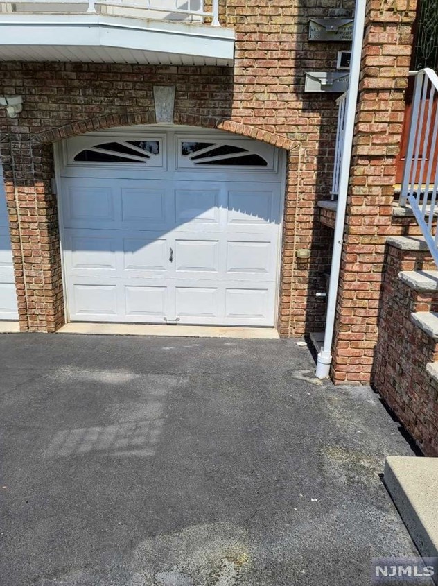 741 2nd Ave, Lyndhurst, NJ 07071