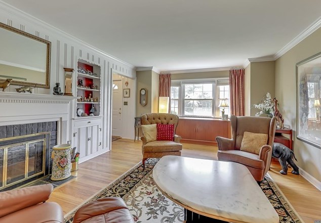 421 Ponfield Pl, Ridgewood, NJ 07450