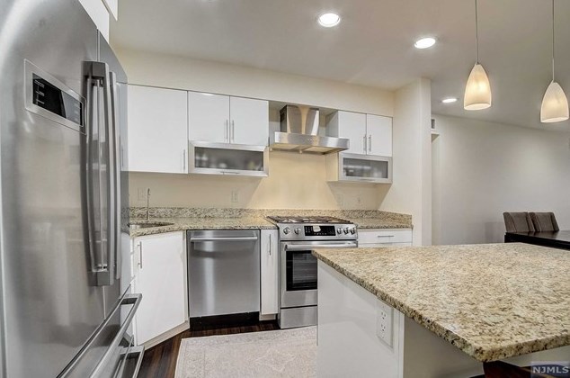 310 Cliff Ln #3g, Cliffside Park, NJ 07010