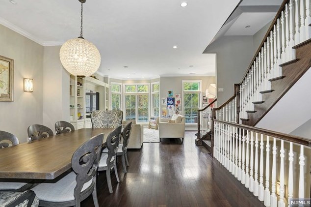 23 Regency Pl #23, Union City, NJ 07086