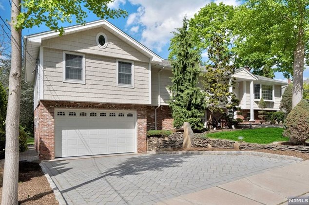 558 Taylor Ave, Oradell, NJ 07649