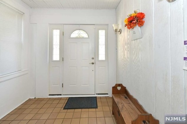 140 Fourth Pl, Bogota, NJ 07603
