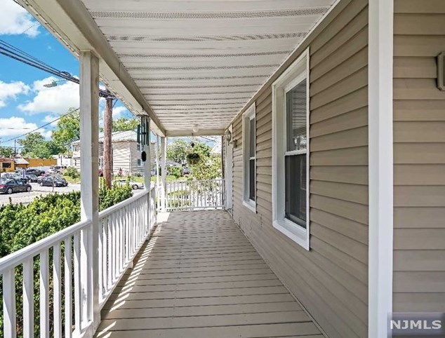 66 Johnson Ave, Hackensack, NJ 07601-4826