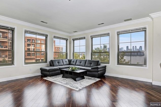 24 Ave At Port Imperial #200, West New York, NJ 07093