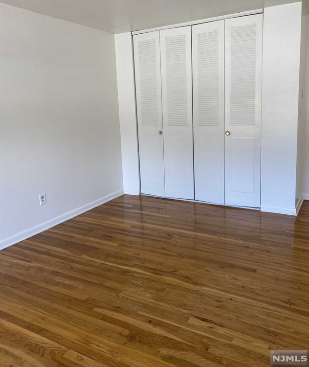 310 Spring Ave #2g, Ridgewood, NJ 07450