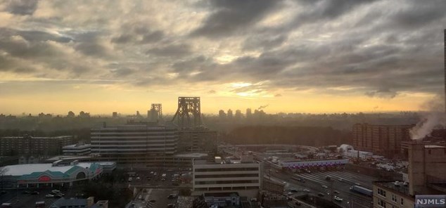 2150 Center Ave, West Fort Lee NJ  07024-5857 exterior