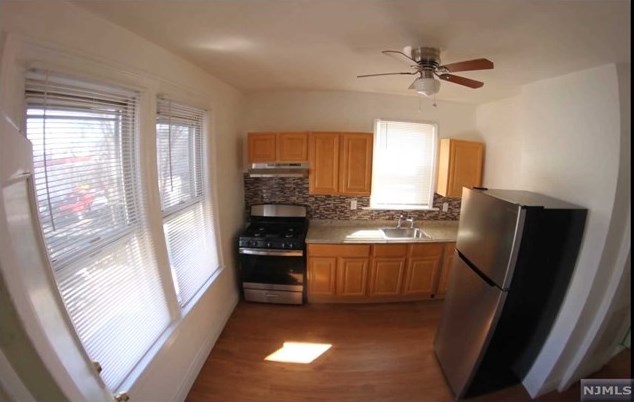 12 Wheeler St, Town Center, NJ 07052