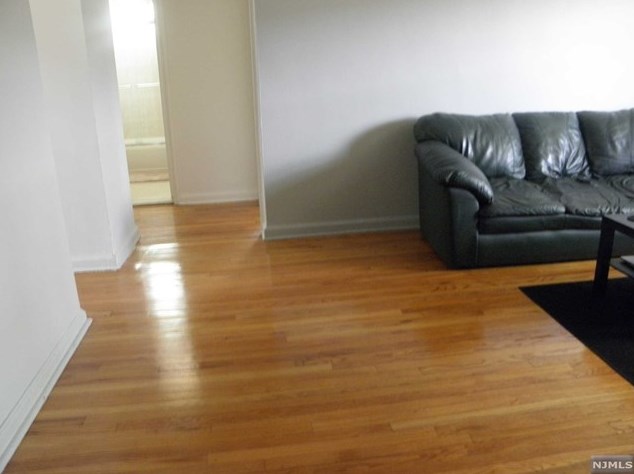 1504 West Terrace Circle #6, Teaneck, NJ 07666