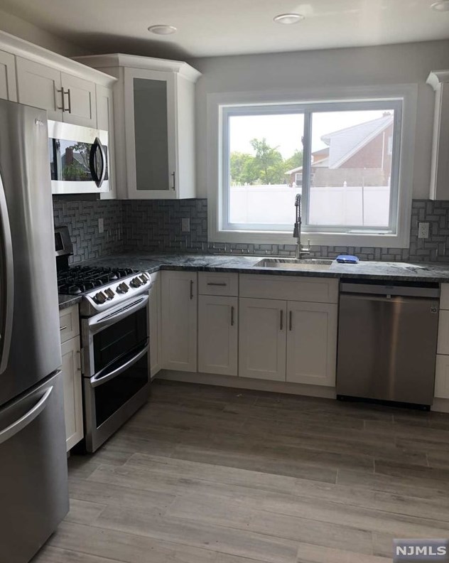 370 Chestnut Ave, South Hackensack NJ  07606-1513 exterior