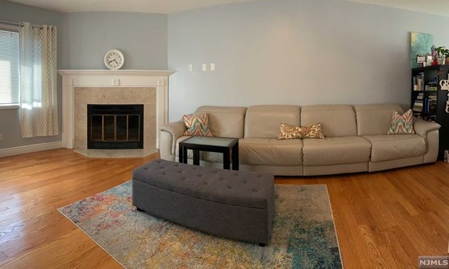 1345 15th St, West Fort Lee, NJ 07024