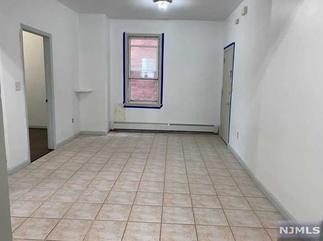 245 Copeland Ave #3, Lyndhurst, NJ 07071
