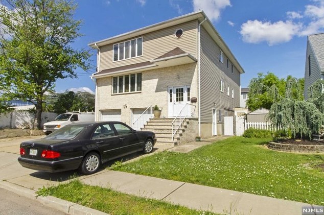 131 Union St, Wood-Ridge, NJ 07075