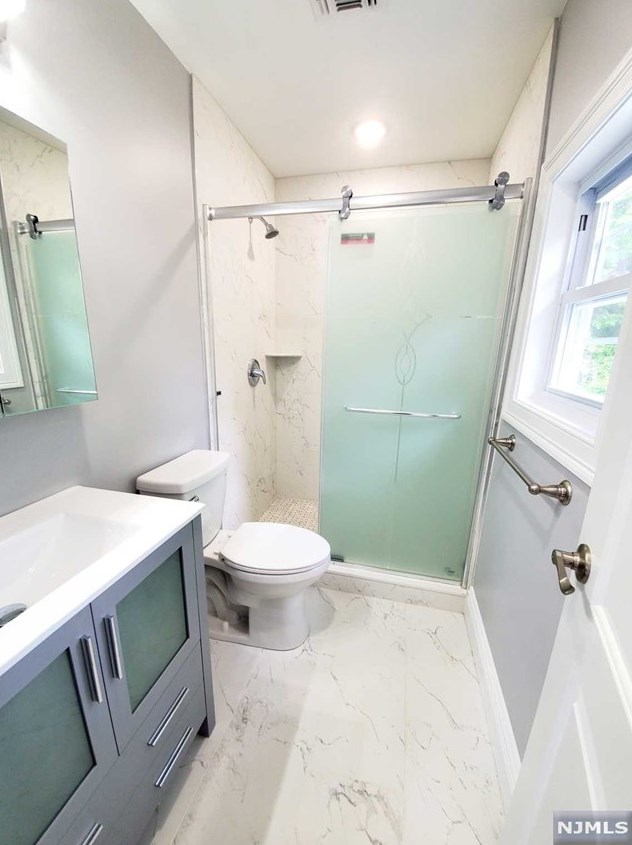 39 Lindley Ave, Tenafly NJ  07670-2816 exterior