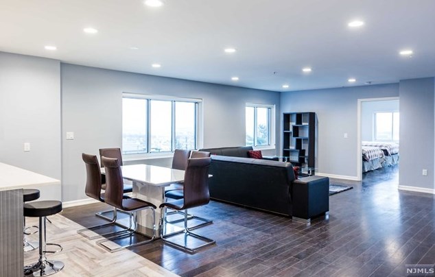 411 East Brinkerhoff Ave #112, Palisades Park, NJ 07650