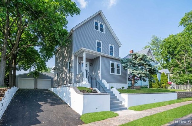 52 Magnolia Ave, Dumont, NJ 07628