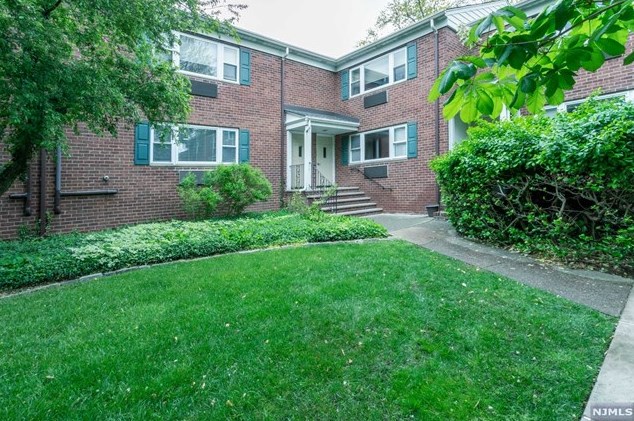 62 Franklin St #c, Tenafly, NJ 07670