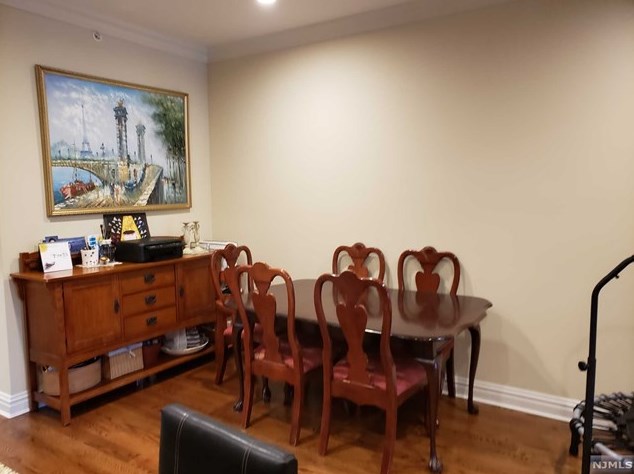 39 Allen St #a, Cresskill, NJ 07626