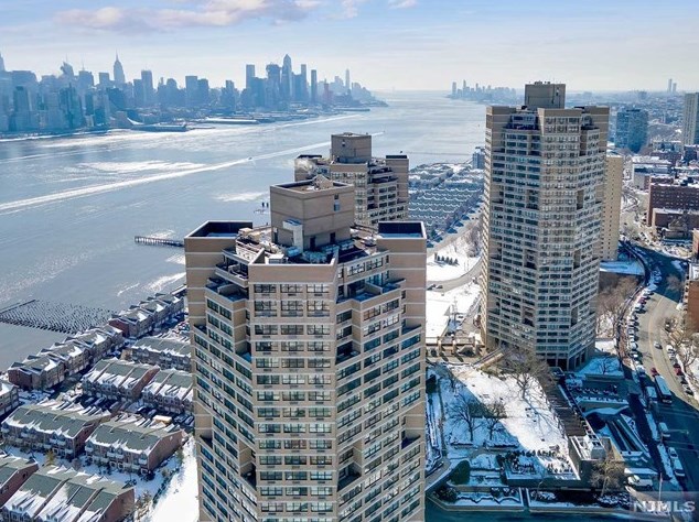 7004 Boulevard E #36f, West New York, NJ 07093