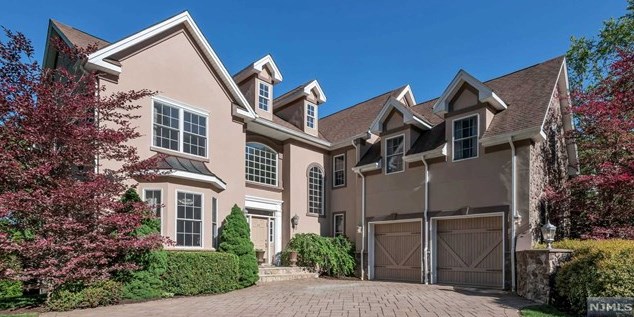 43 Overlook Ridge, Oakland, NJ 07436