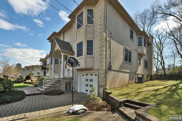 274 Tenafly Rd, Tenafly, NJ 07670