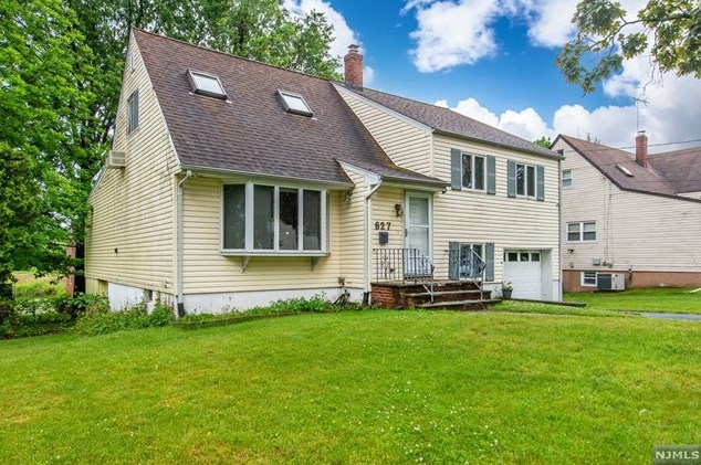 627 Bryant Ave, Teaneck, NJ 07666