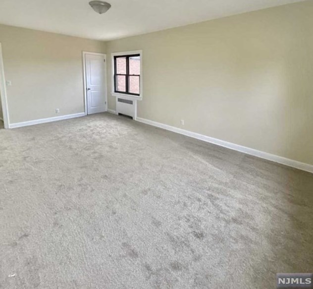 67 Henry Ave #b, Palisades Park, NJ 07650