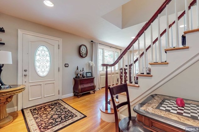 510 Franklin Ter, Wyckoff, NJ 07481-2905