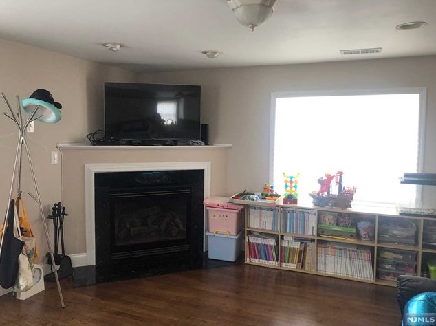 214 Summit Cross #2, Rutherford, NJ 07070