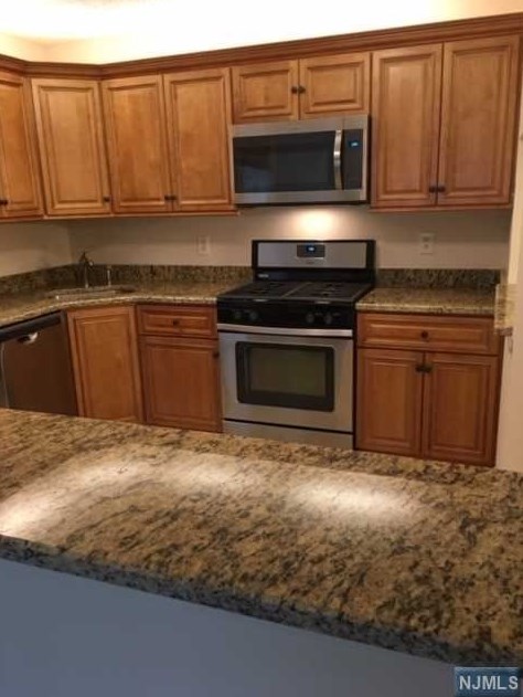 162 Linden St, Mahwah, NJ 07430