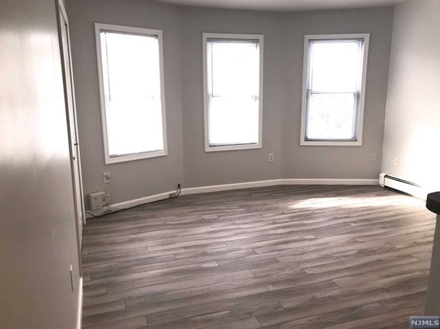 45 Livingston Ave #2, Lyndhurst, NJ 07071