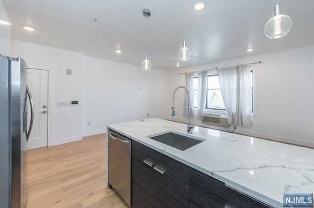 7505 Park Ave #201, North Bergen, NJ 07047