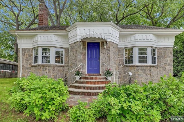 17 Wilson Ave, Rutherford NJ 07070-2732 exterior