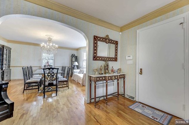 17 Wilson Ave, Rutherford NJ 07070-2732 exterior