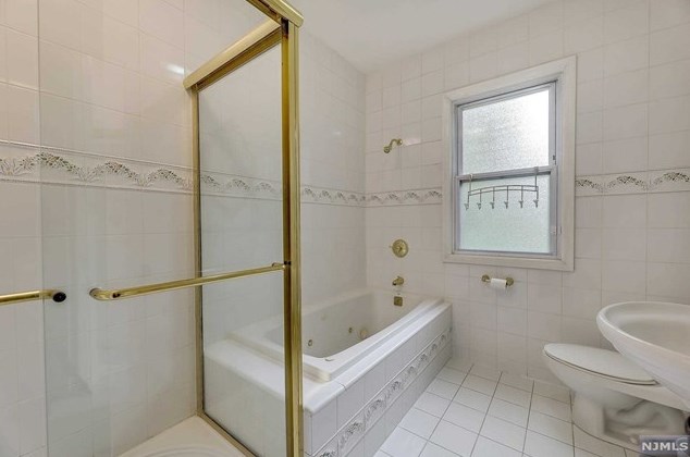 17 Wilson Ave, Rutherford NJ 07070-2732 exterior