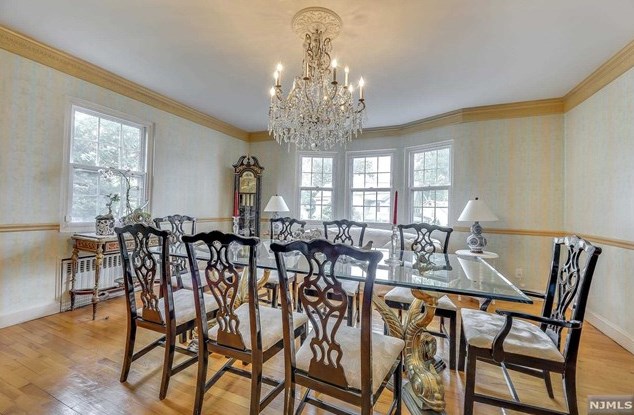 17 Wilson Ave, Rutherford NJ 07070-2732 exterior