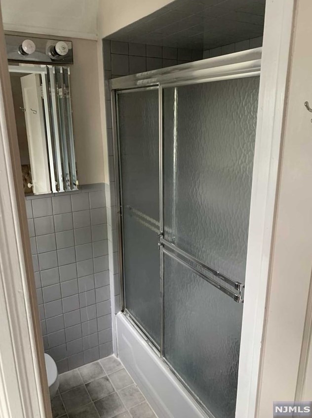 394 Highland Ave #3, Kearny, NJ 07032